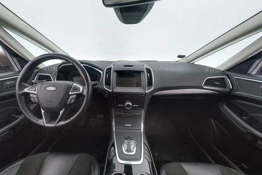 Ford S-MAX vaihtoauto