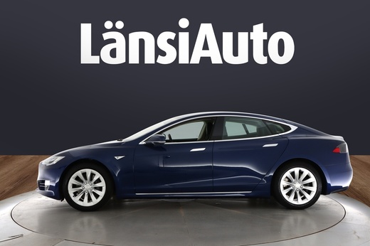 Tesla Model S vaihtoauto