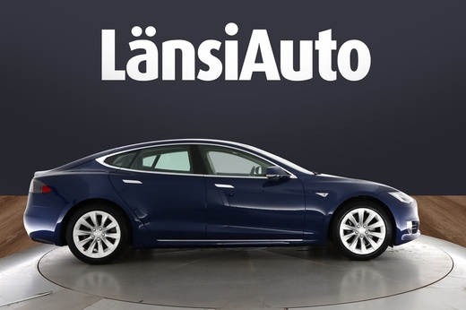 Tesla Model S vaihtoauto