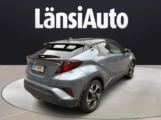 Toyota C-HR vaihtoauto