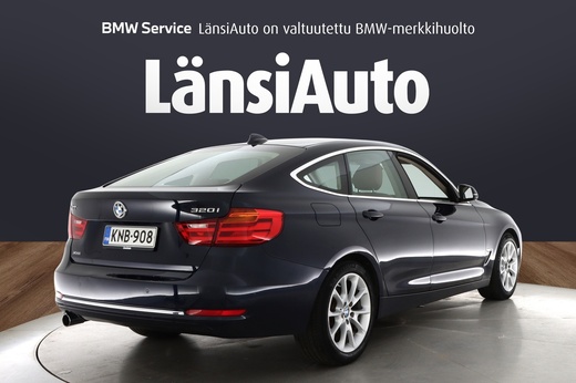 BMW 320 vaihtoauto