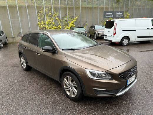 Volvo V60 Cross Country vaihtoauto