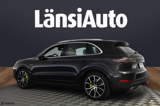 Porsche Cayenne vaihtoauto