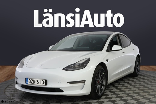 Tesla Model 3 vaihtoauto