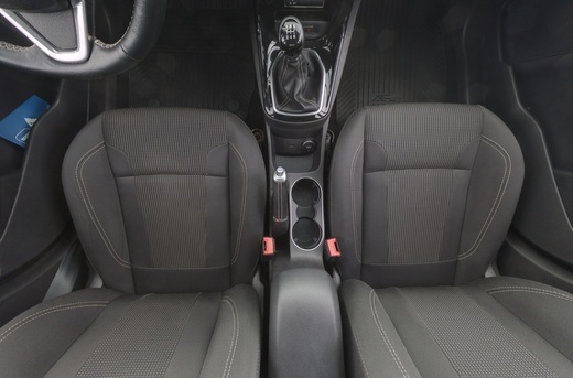 Ford Fiesta vaihtoauto
