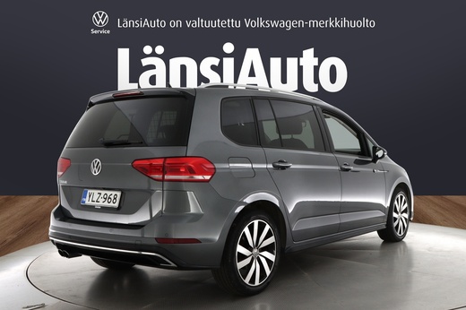 Volkswagen Touran vaihtoauto
