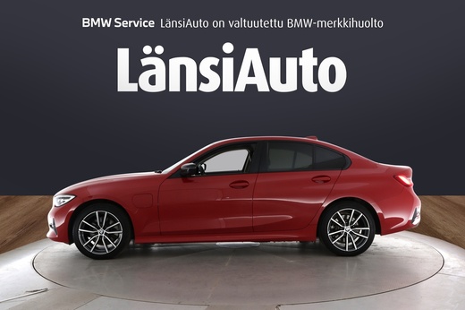 BMW 320 vaihtoauto