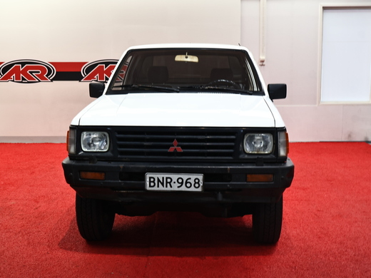 Mitsubishi L200 vaihtoauto
