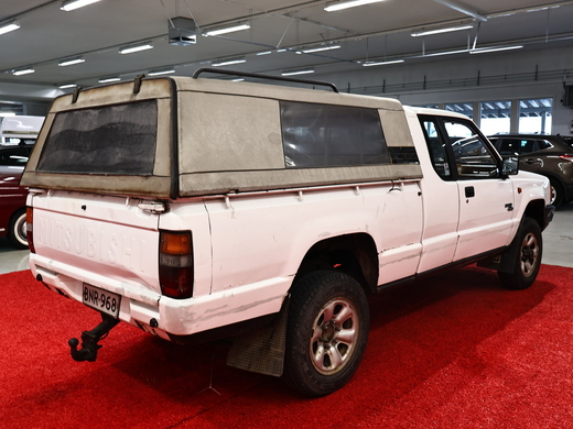 Mitsubishi L200 vaihtoauto