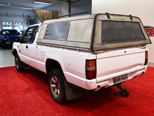 Mitsubishi L200 vaihtoauto