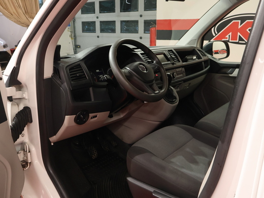 Volkswagen Transporter vaihtoauto