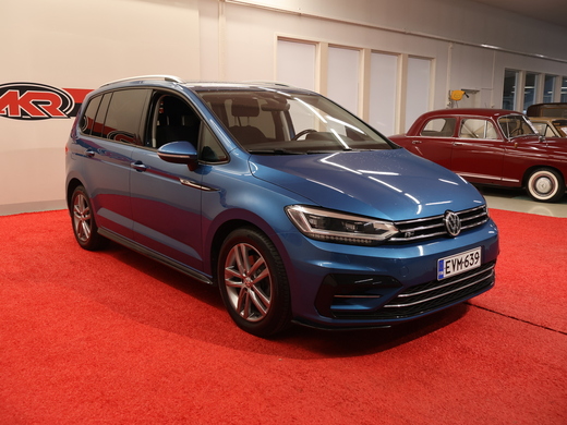 Volkswagen Touran vaihtoauto