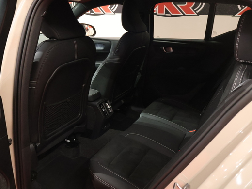 Volvo EX40 vaihtoauto