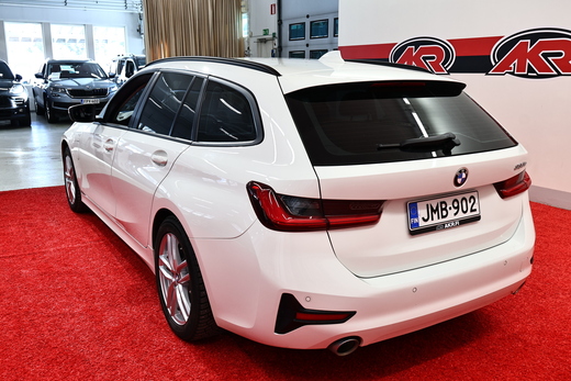 BMW 330 vaihtoauto