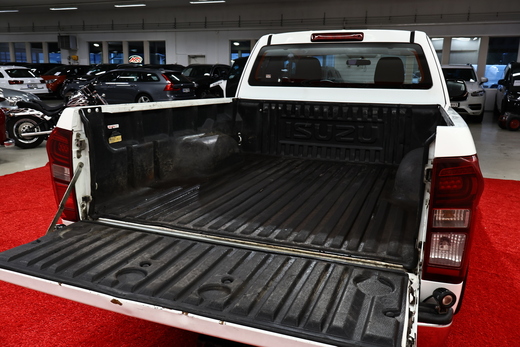 Isuzu D-Max vaihtoauto