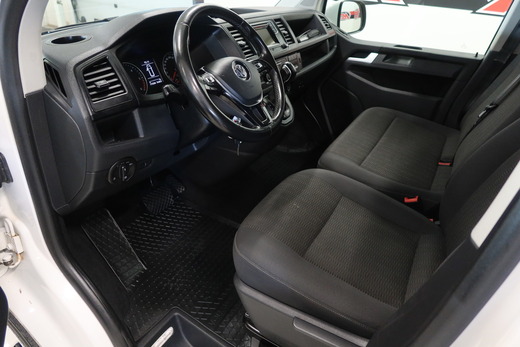 Volkswagen Caravelle vaihtoauto