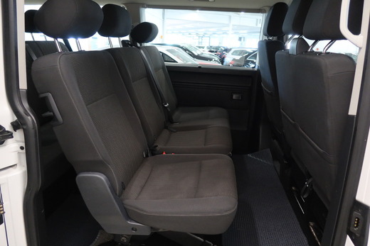 Volkswagen Caravelle vaihtoauto