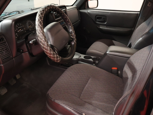 Jeep Cherokee vaihtoauto