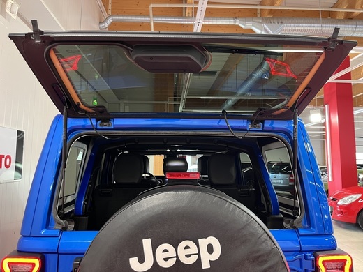 Jeep Wrangler vaihtoauto