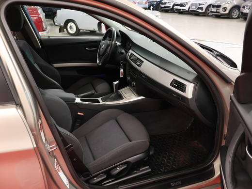 BMW 318 vaihtoauto