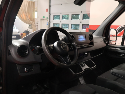 Mercedes-Benz Sprinter vaihtoauto