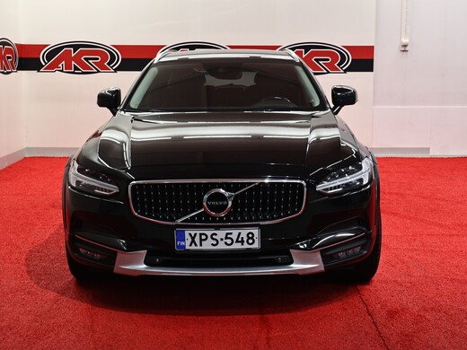 Volvo V90 Cross Country vaihtoauto
