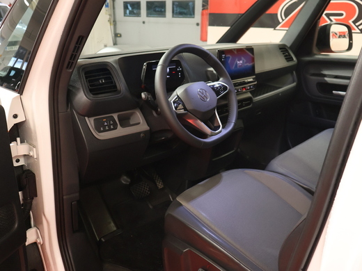 Volkswagen ID. Buzz Cargo vaihtoauto