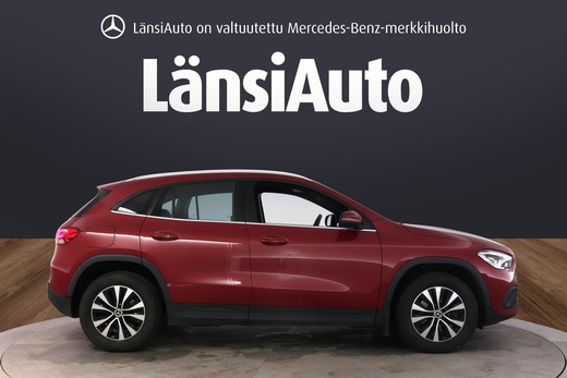 Mercedes-Benz GLA vaihtoauto