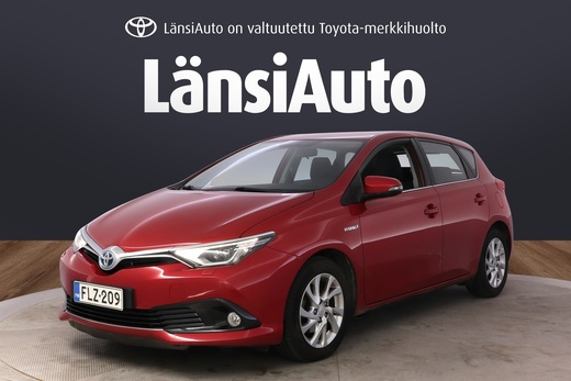 Toyota Auris vaihtoauto