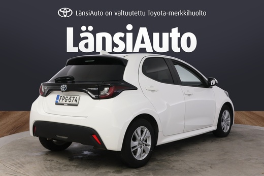 Toyota Yaris vaihtoauto