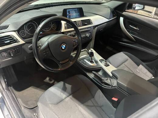 BMW 320 vaihtoauto