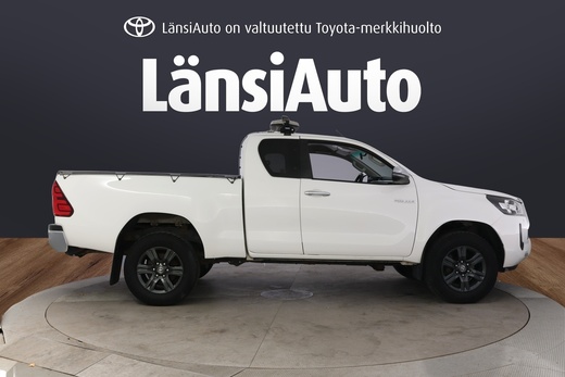 Toyota Hilux vaihtoauto