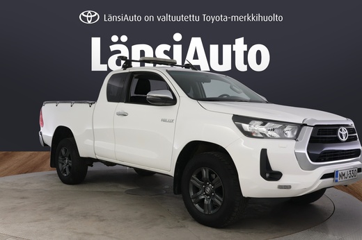 Toyota Hilux vaihtoauto