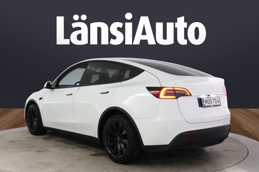 Tesla Model Y vaihtoauto