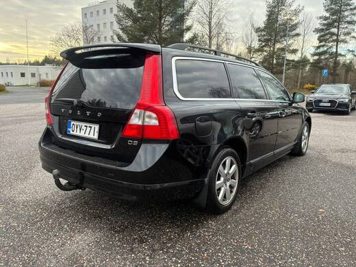 Volvo V70 vaihtoauto