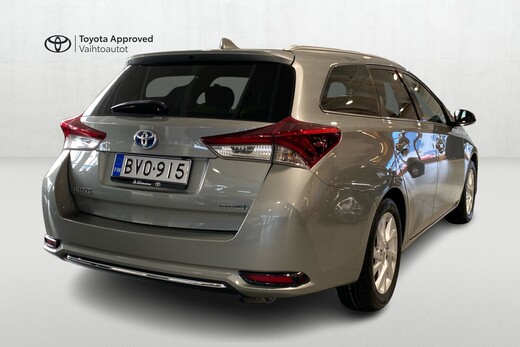 Toyota Auris vaihtoauto