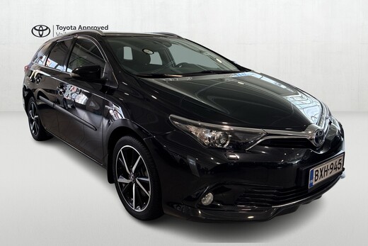 Toyota Auris vaihtoauto