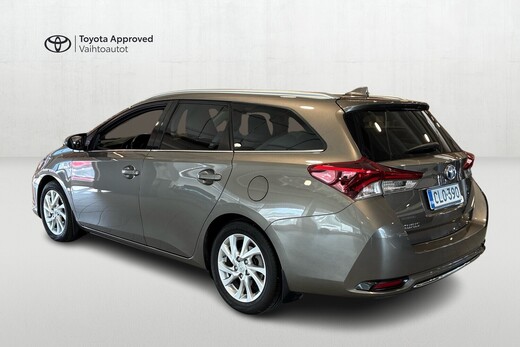 Toyota Auris vaihtoauto