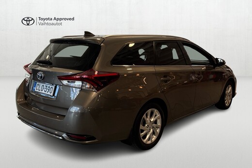 Toyota Auris vaihtoauto
