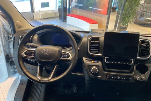 Toyota Proace MAX vaihtoauto