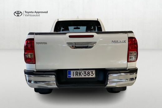 Toyota Hilux vaihtoauto