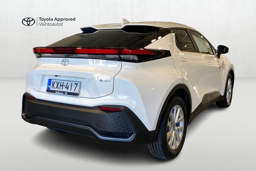 Toyota C-HR vaihtoauto