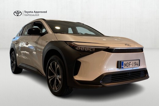 Toyota bZ4X vaihtoauto