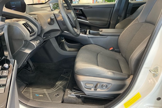Toyota bZ4X vaihtoauto