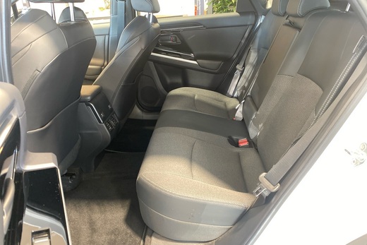 Toyota bZ4X vaihtoauto