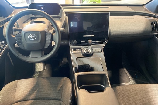 Toyota bZ4X vaihtoauto