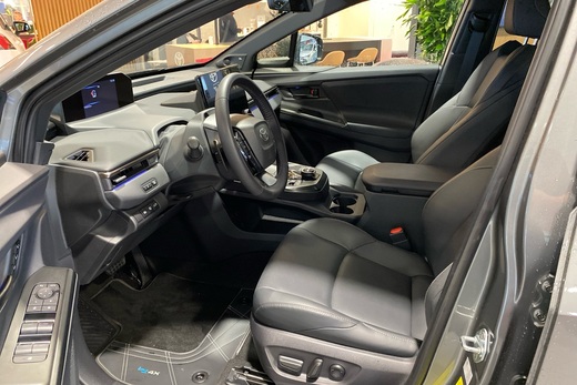 Toyota bZ4X vaihtoauto