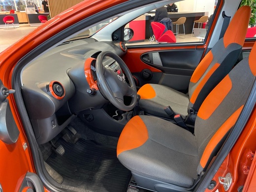 Toyota AYGO vaihtoauto