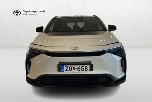 Toyota bZ4X vaihtoauto