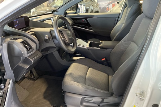 Toyota bZ4X vaihtoauto